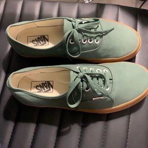 Olive Green lifestyle Vans Authentic Core